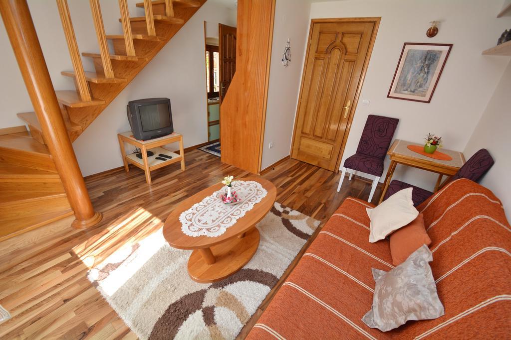 Studios Belvi Kotor Eksteriør billede